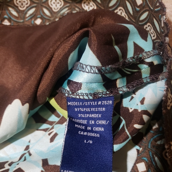 Reitmans Floral Raw Hem Blouse Top Size Large - Picture 4 of 10